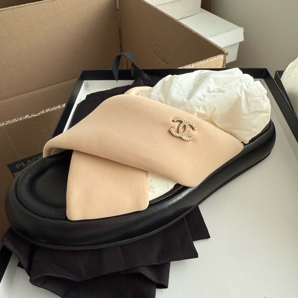 Chanel sandal